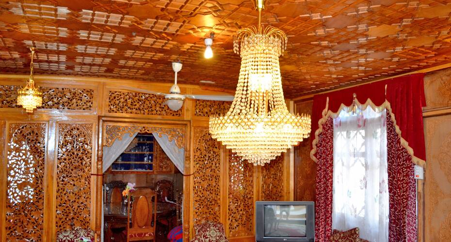 Indoora Houseboat, Srinagar 5